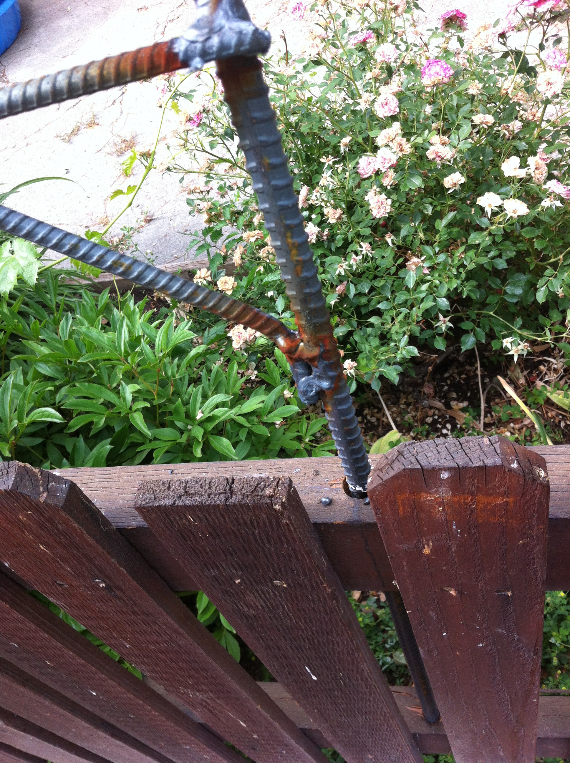 Fence Mount RT 4 .jpg