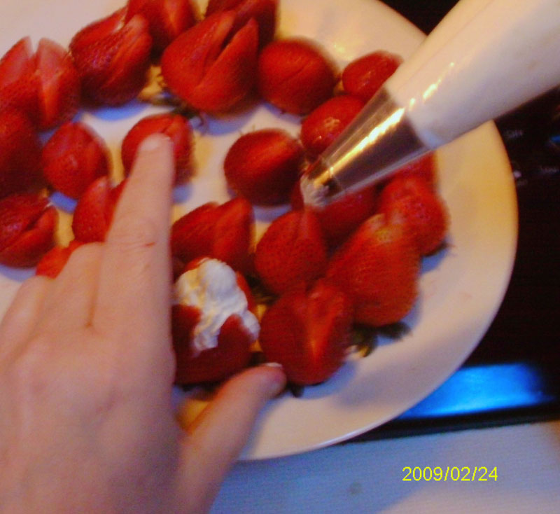 Filling Strawberries - Just Filled.JPG