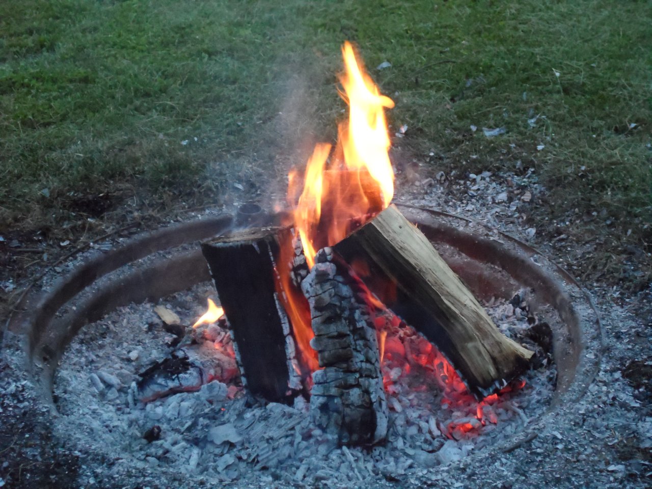 Fire Pit.jpg