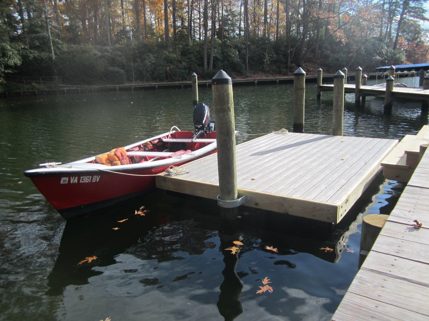 Floating Dock 5.JPG