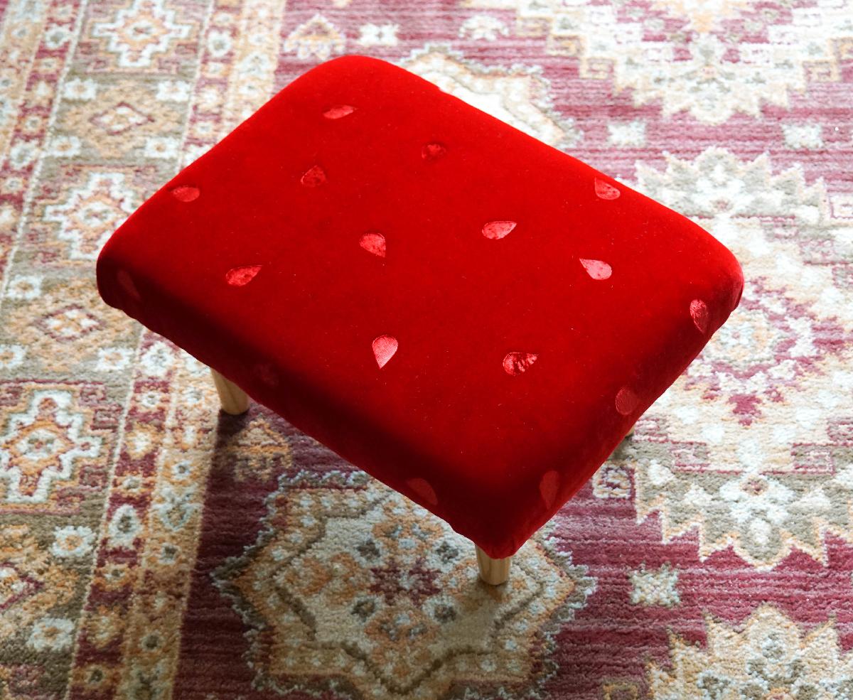 Footstool 10b.jpg