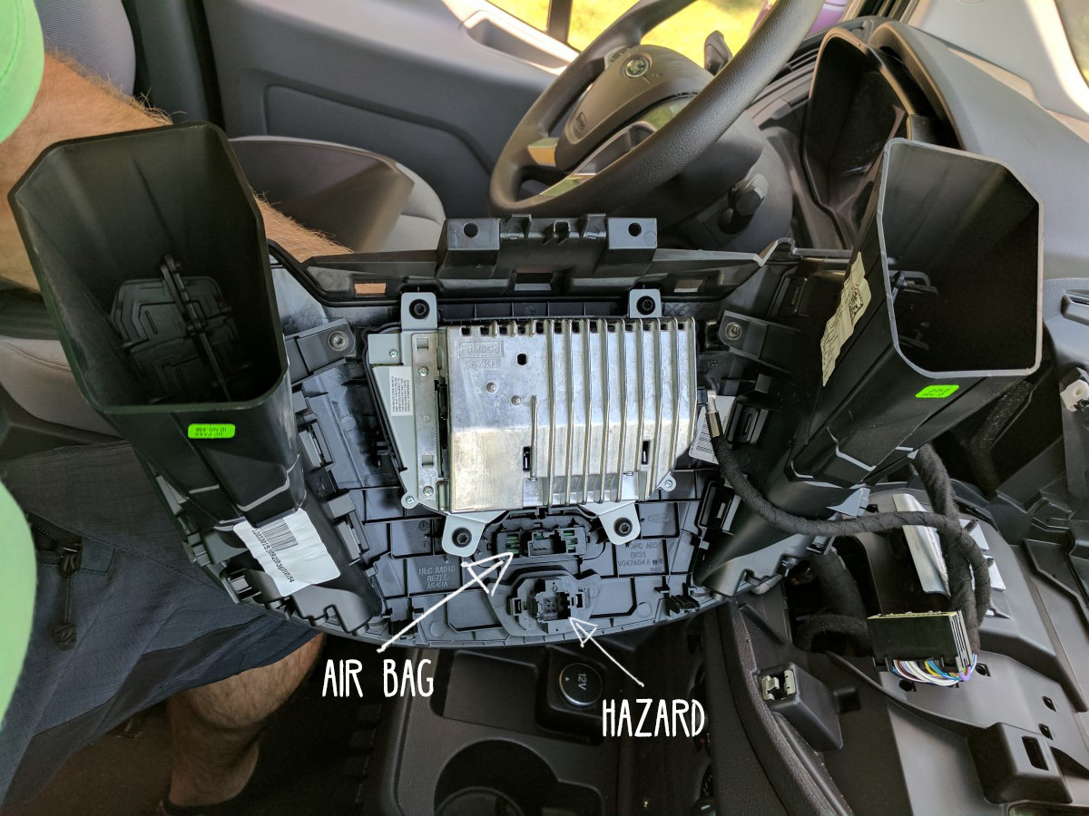 Ford-Transit-Radio-Upgrade-DDIN-Joying-Android-(6).jpg