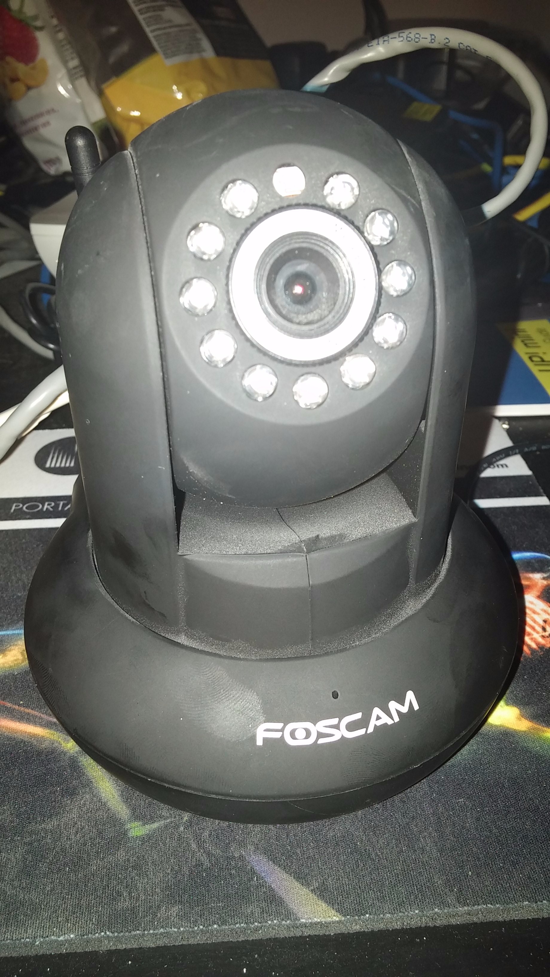 Foscam FI9821W.jpg