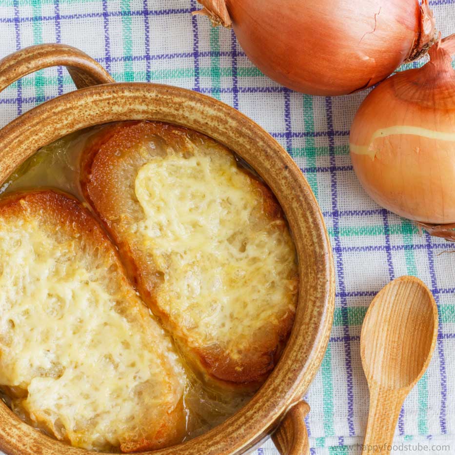 French-Onion-Soup-Closeup.jpg