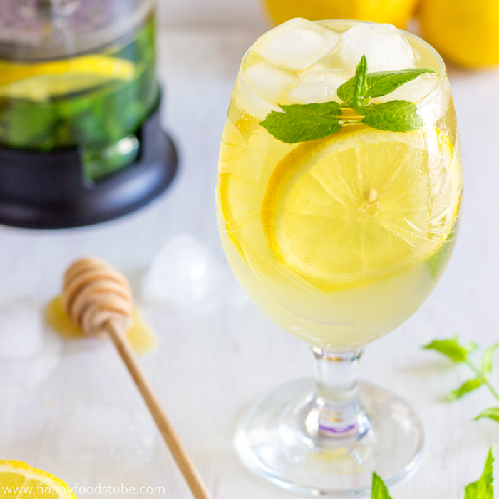 Fresh-Mint-&amp;-Lemon-Iced-Tea-Summer-Recipe.jpg