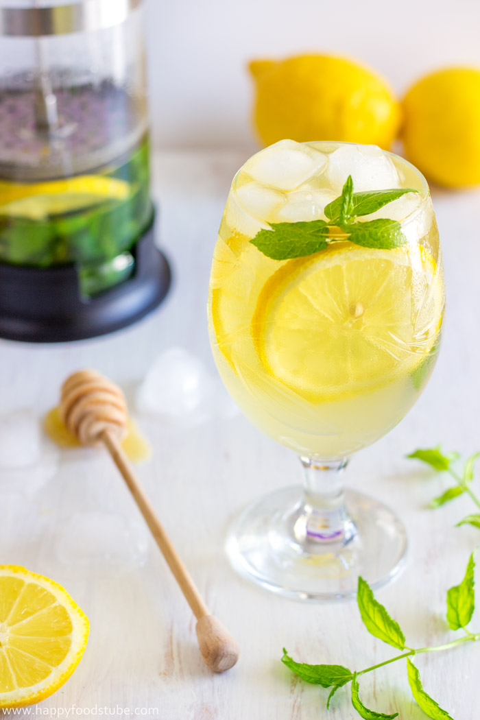 Fresh-Mint-&amp;-Lemon-Iced-Tea-Recipe.jpg