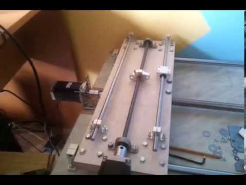 Frezarka cnc domowej roboty -homemade cnc machine - first test