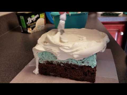 Frosting Ice Cream Cake