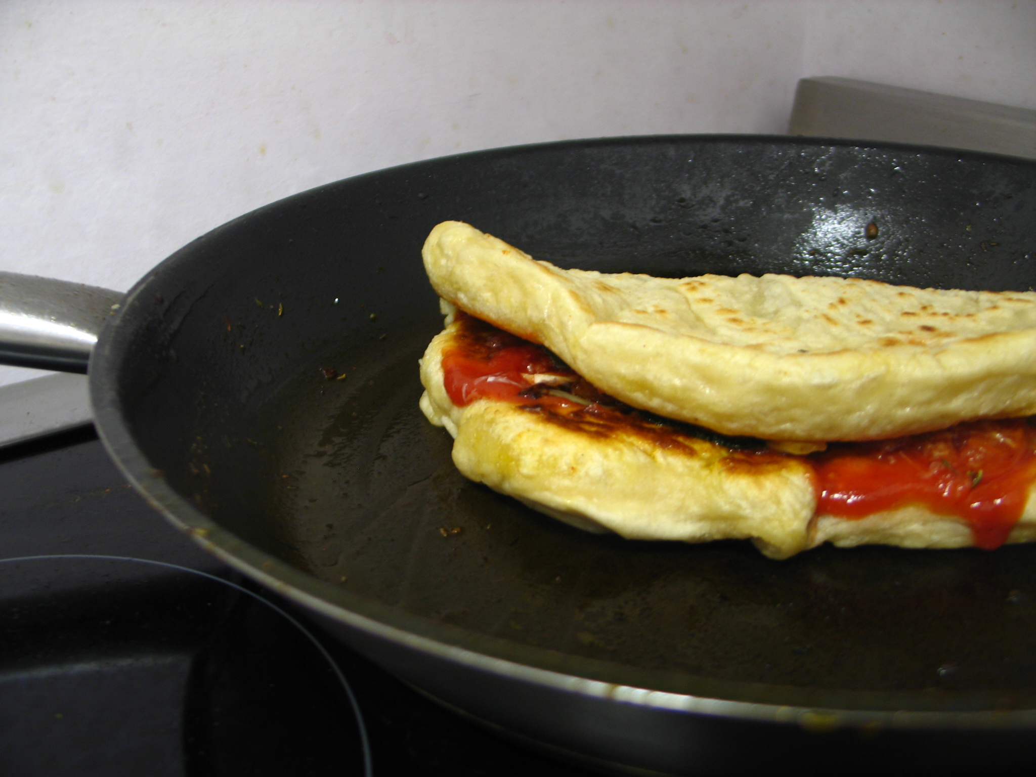 Frying Pan Pizza, Step 04 (1).JPG