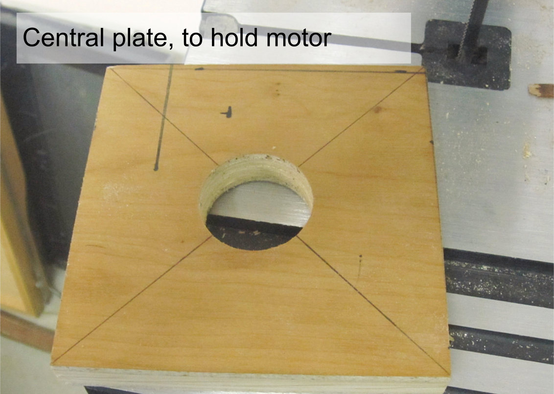 Fuge_Central plate to hold motor.jpg