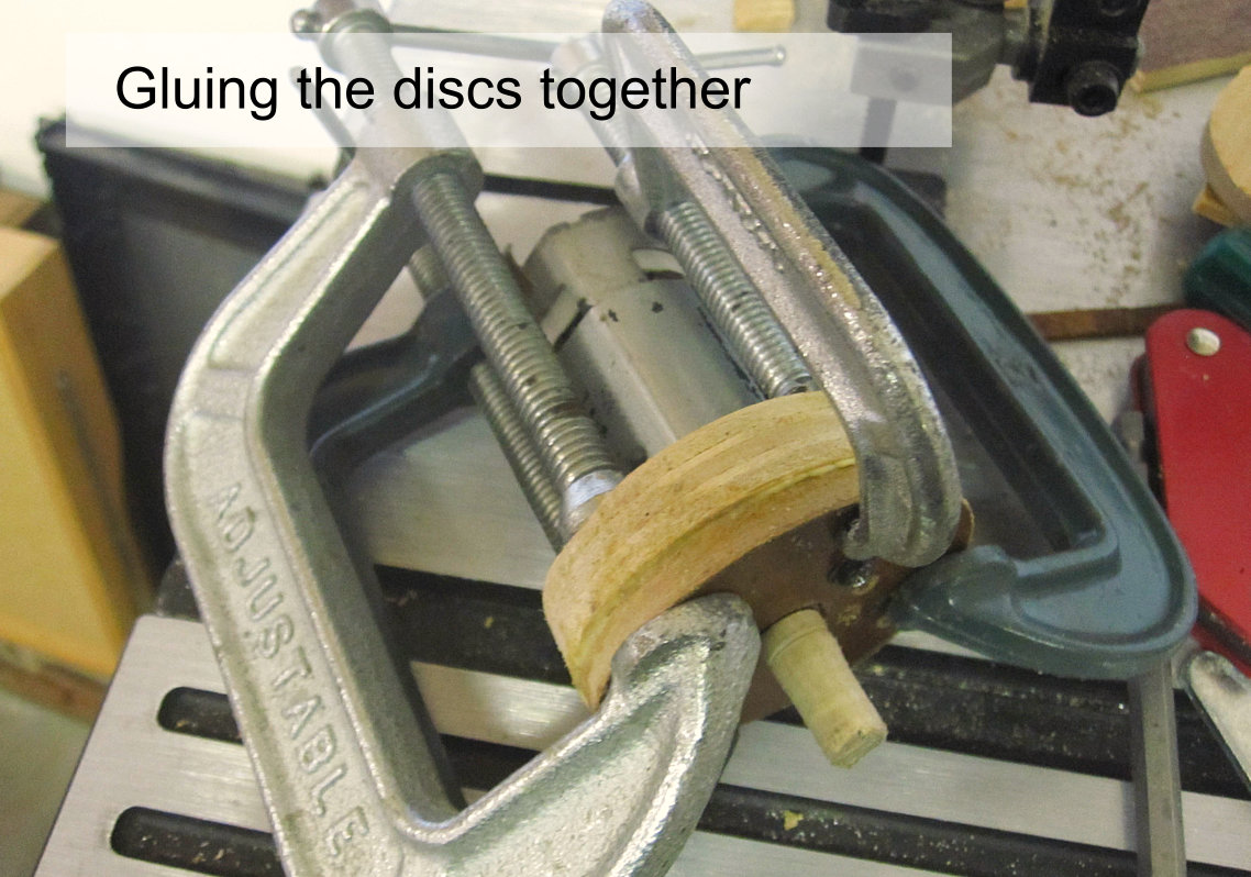 Fuge_Gluing discs together.jpg