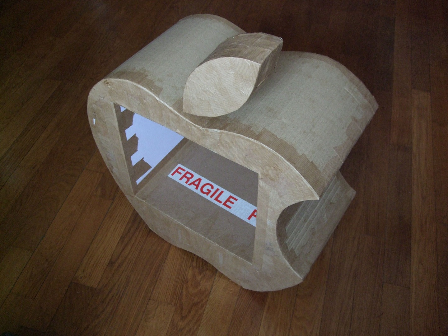 Furniture with Apple's shape22.jpg