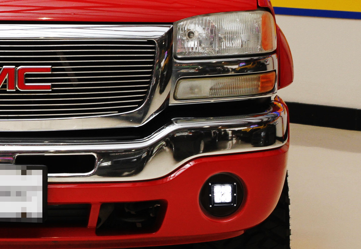 GMC-Sierra-Cube-LED-Fog-Light-Kit-09.jpg