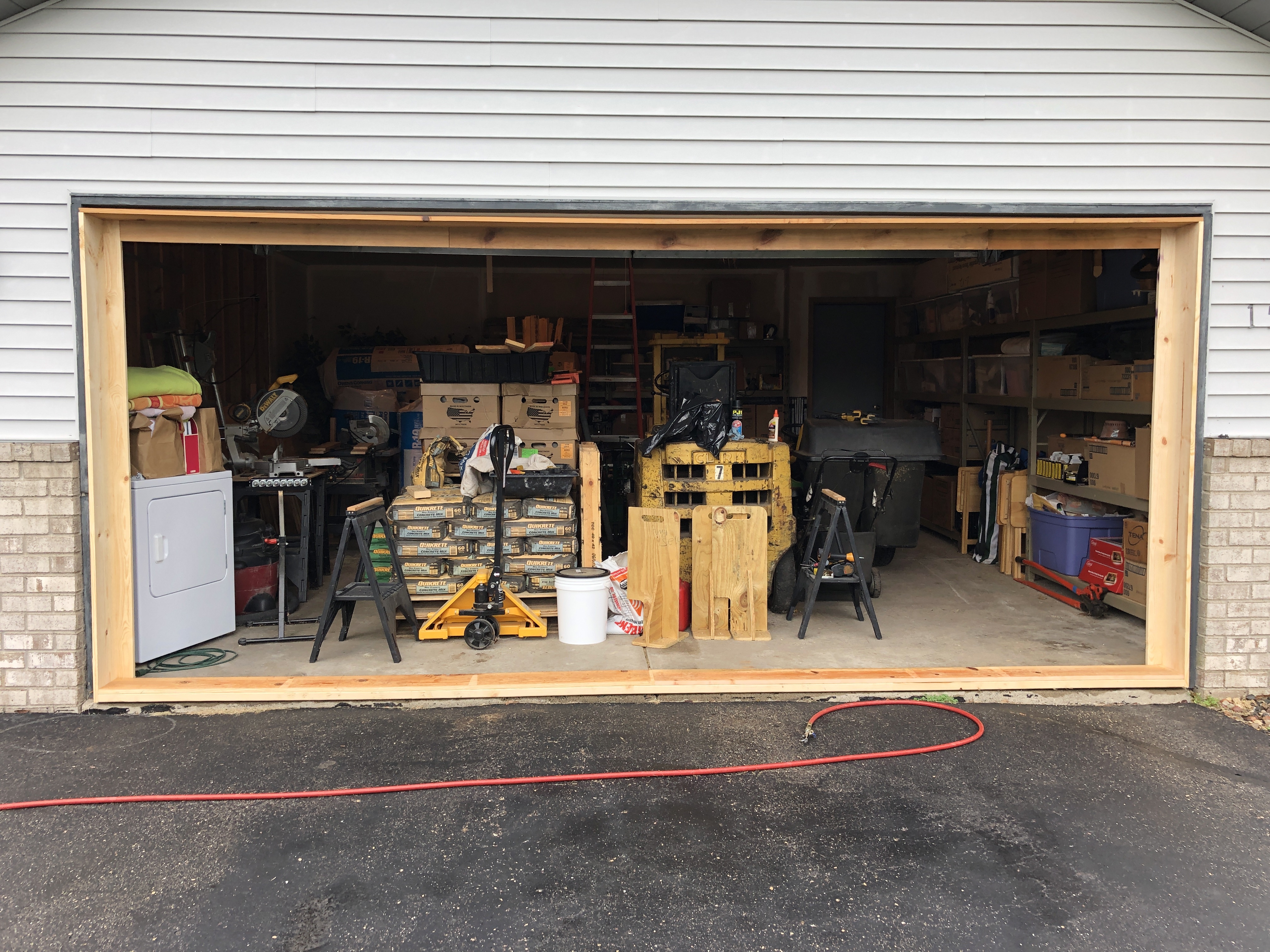 Garage Door Silhouette05.JPG