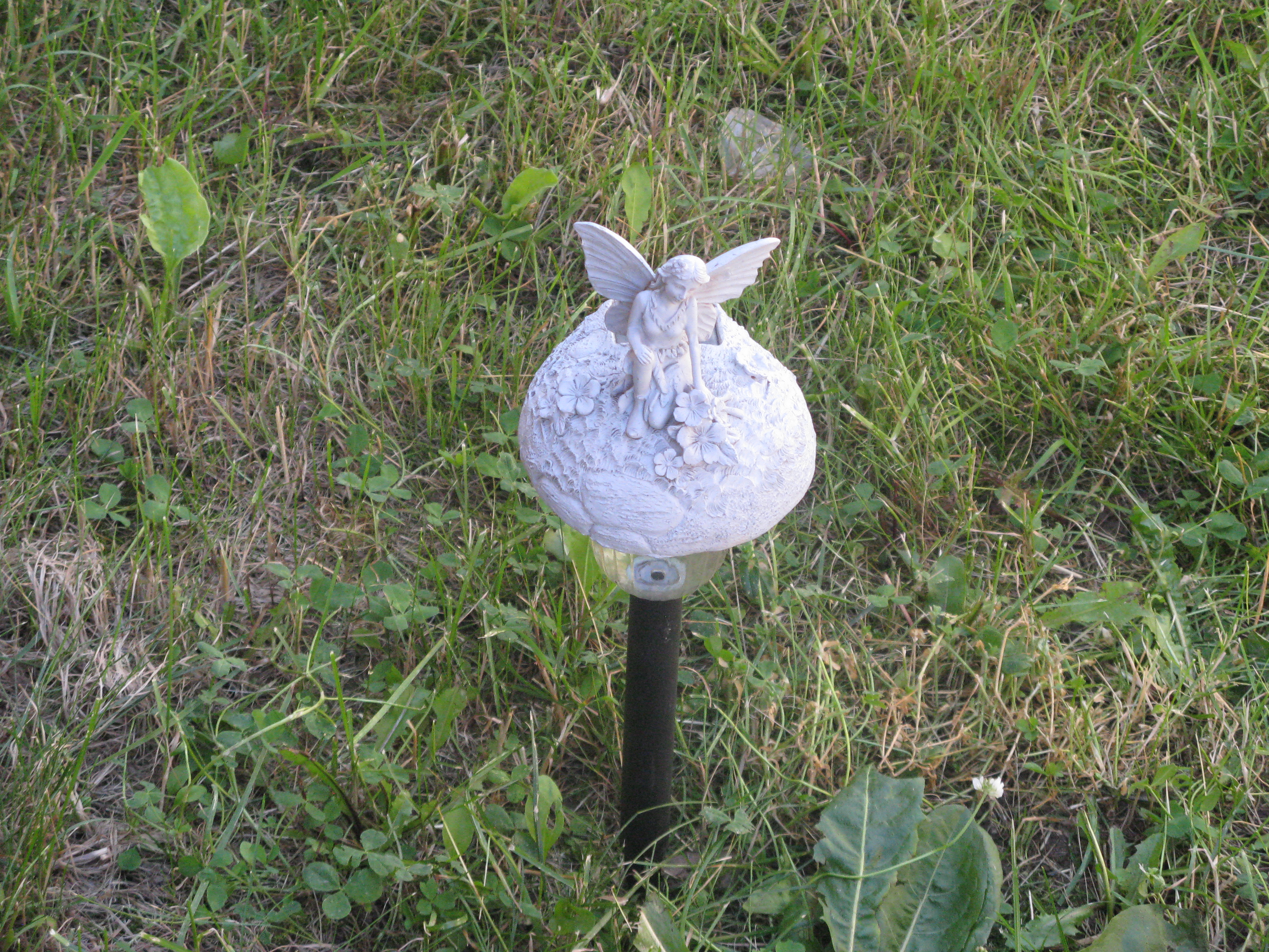 Garden light 3.JPG