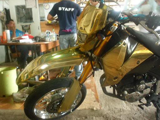 GoldBike1a.jpg