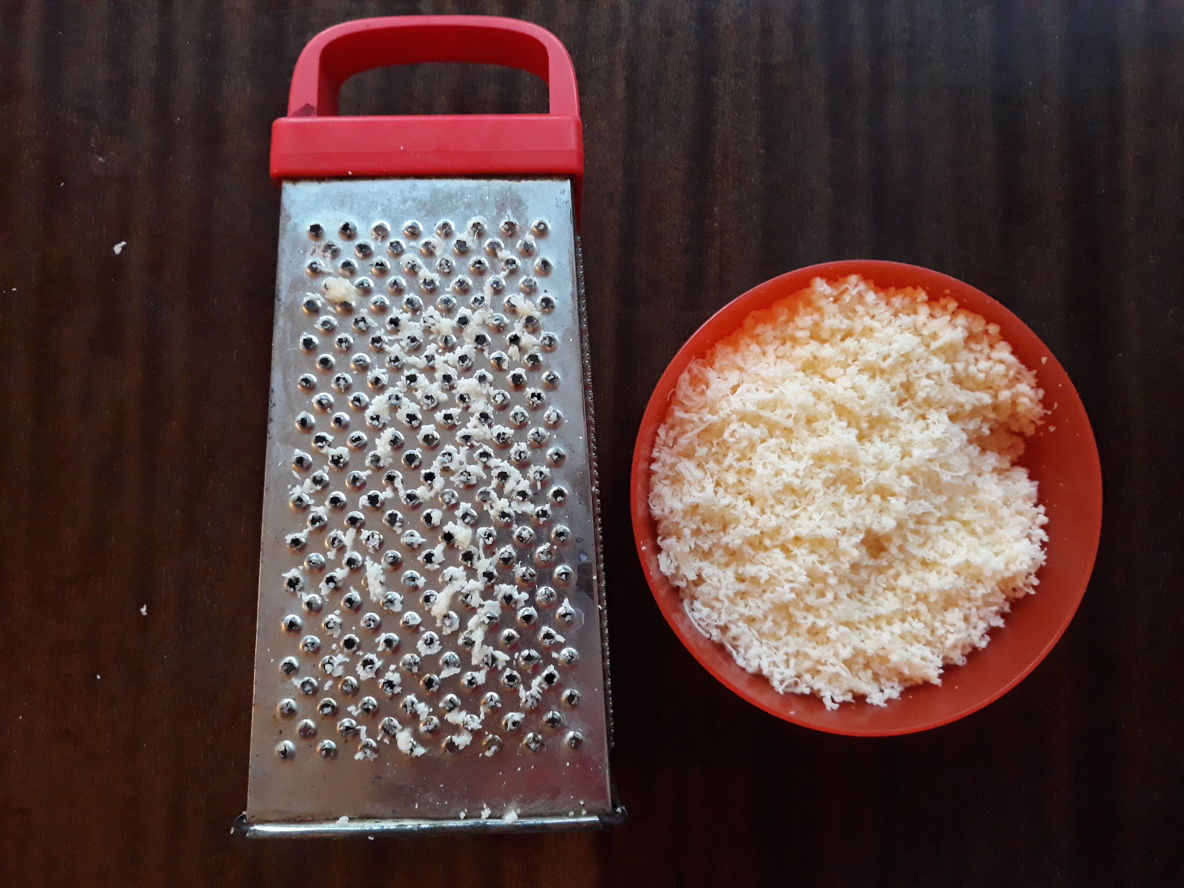 Grated cheese.jpg