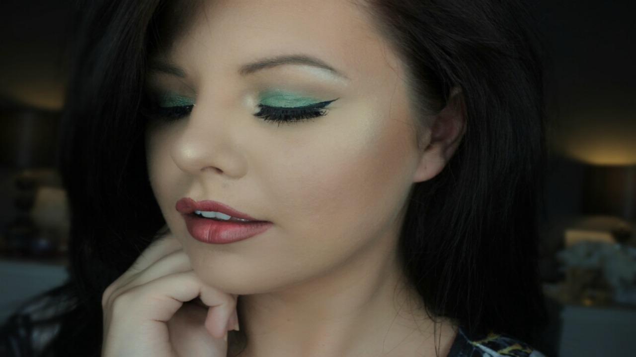 Green Smokey Eye.jpg