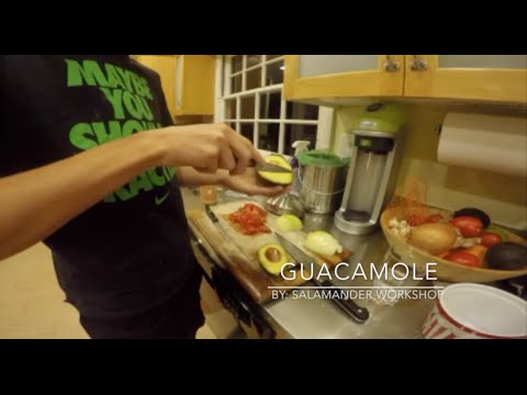 Guacamole making in time lapse