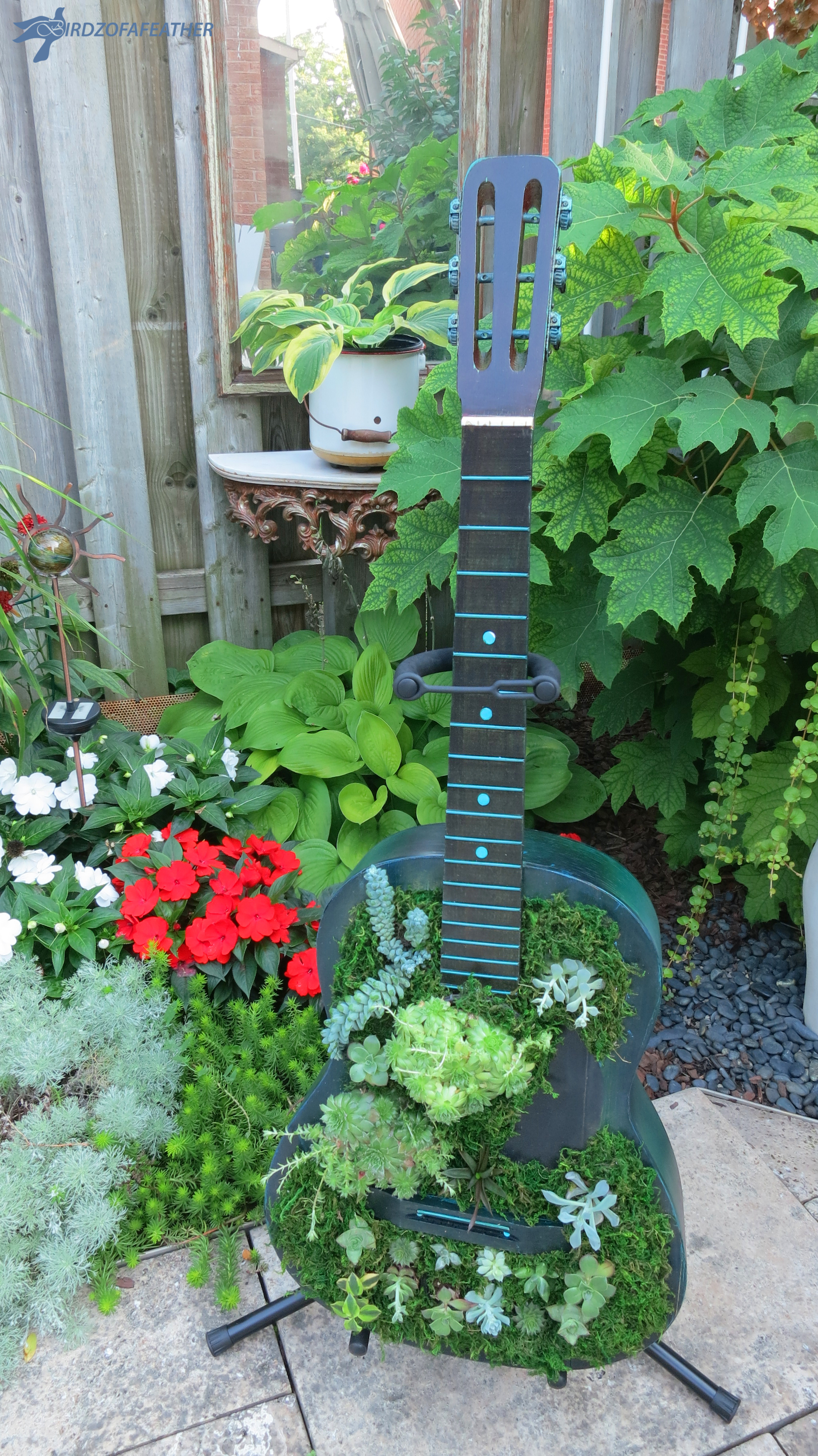 Guitar Planter 361_BOF.jpg