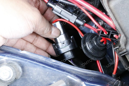 H11-HID-kit-connector-01.JPG