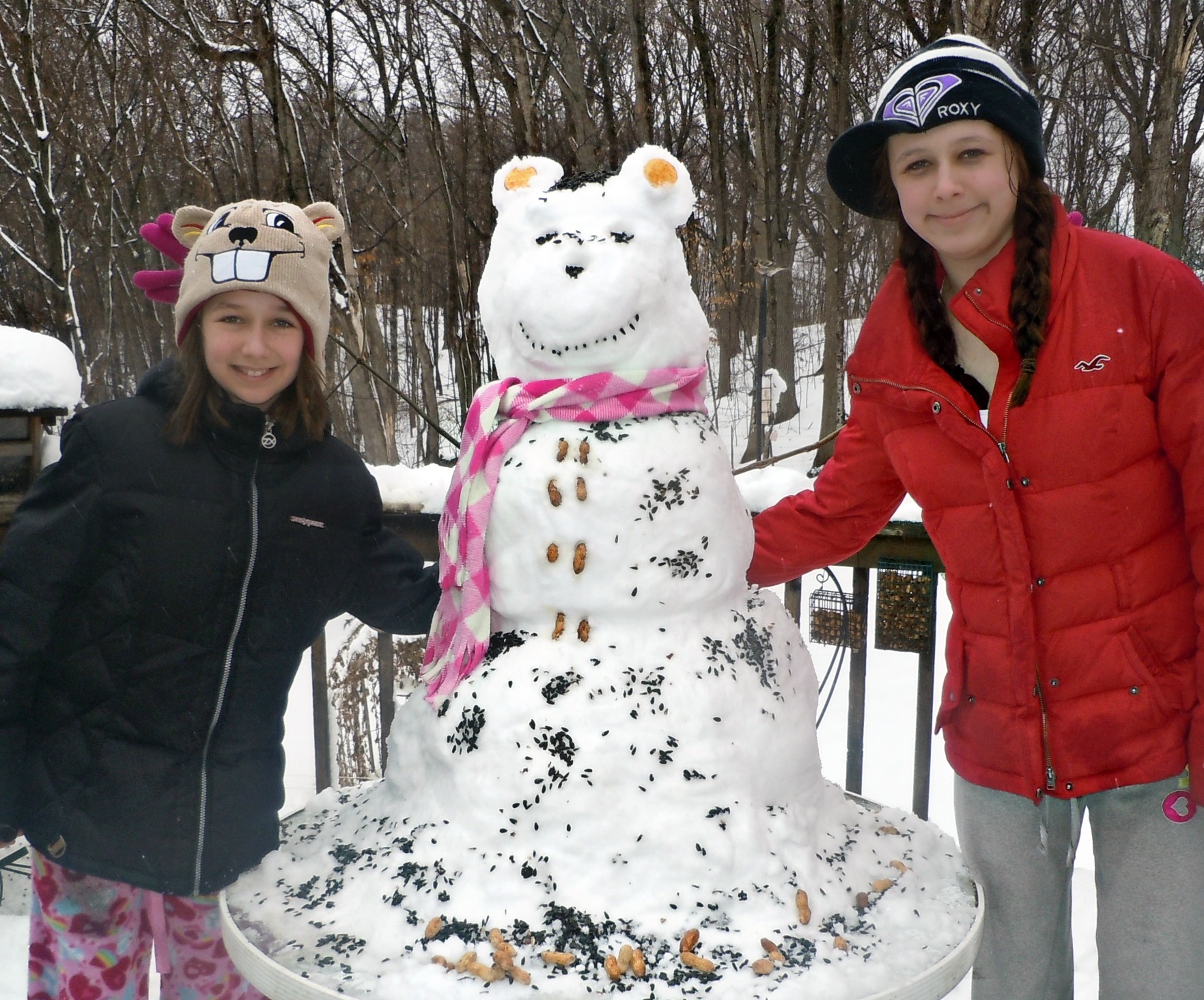 HAPPY LEAP YEAR 2012 + A SNOW DAY! (this is gritz the snowbear).jpg