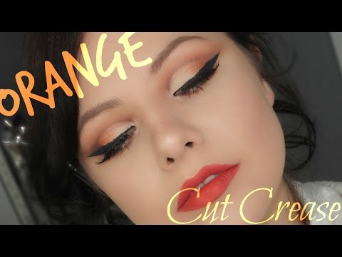 HOW TO : Orange Cut Crease | Danielle Scott