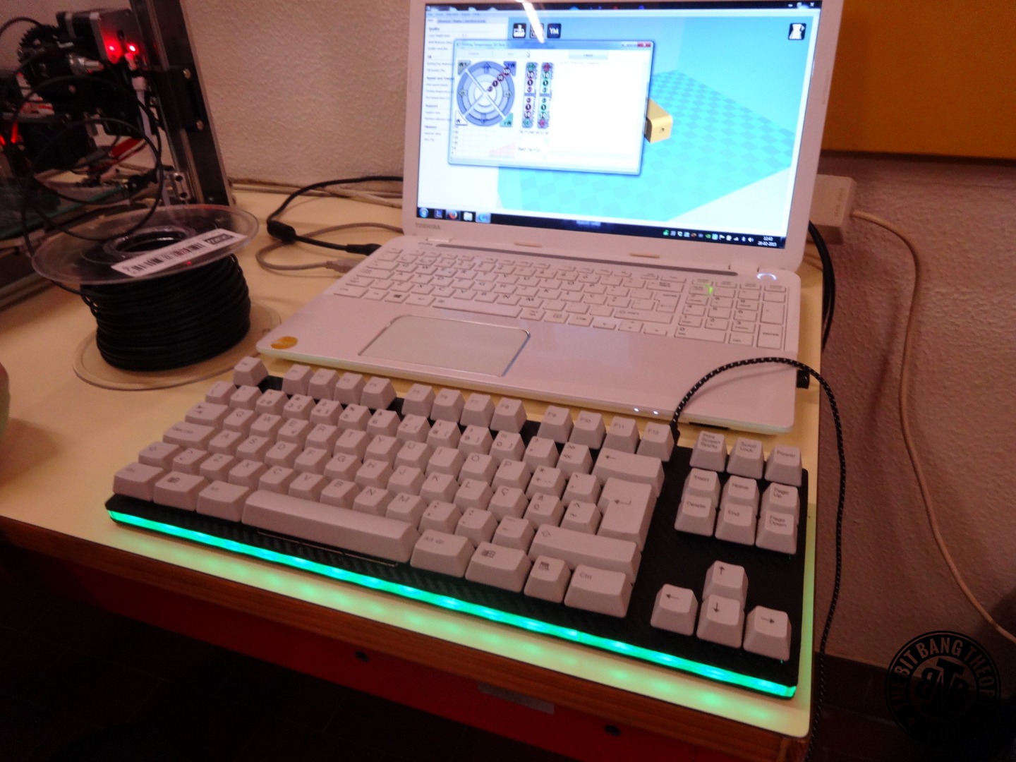 Hackeyboard demo 1.JPG