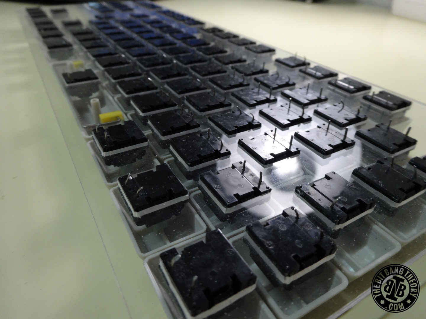 Hackeyboard front plate switches 2.JPG