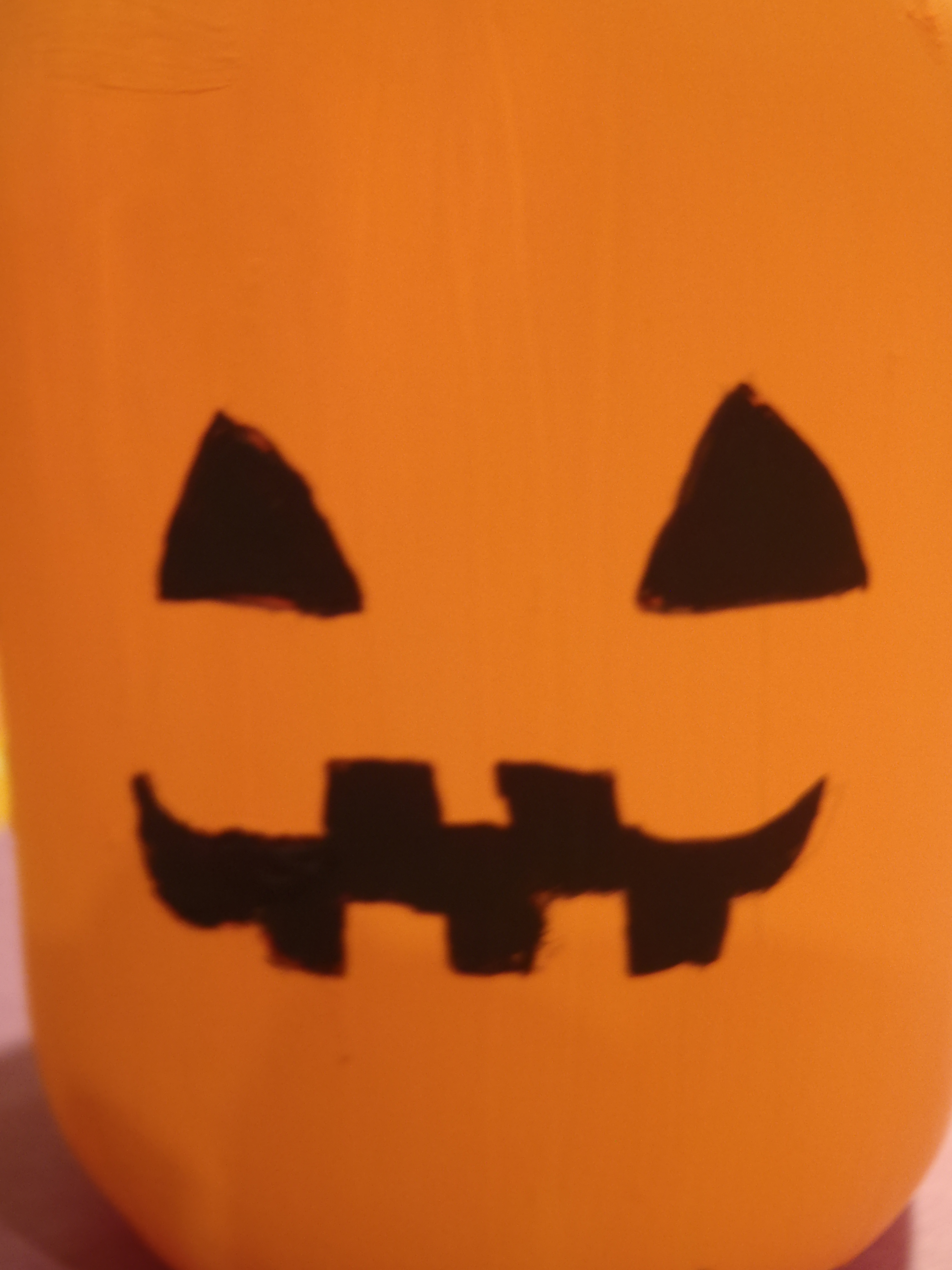 Halloween Jack-O-Lantern 006.JPG