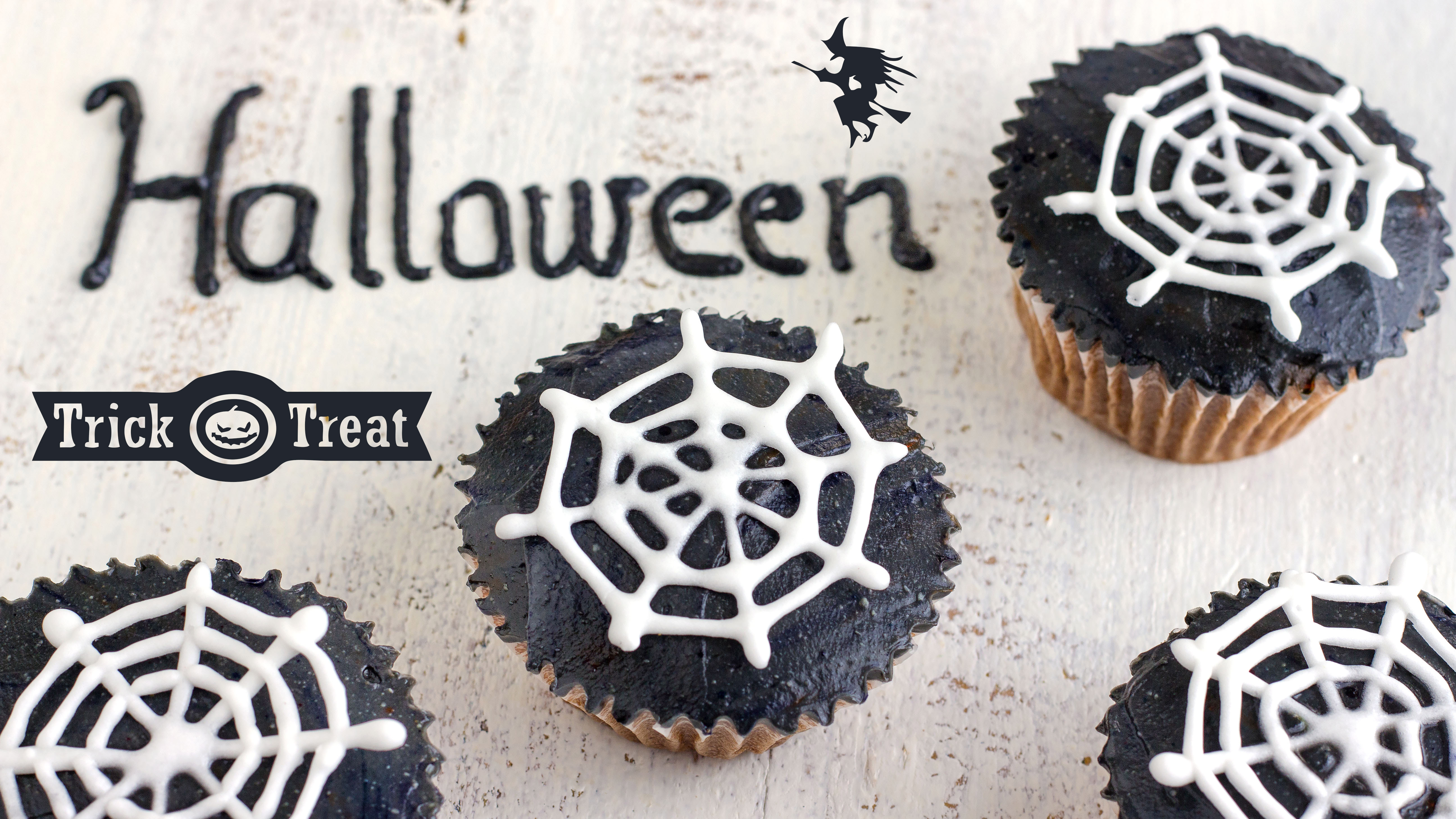 Halloween Spider Web Cupcakes Rumble.jpg