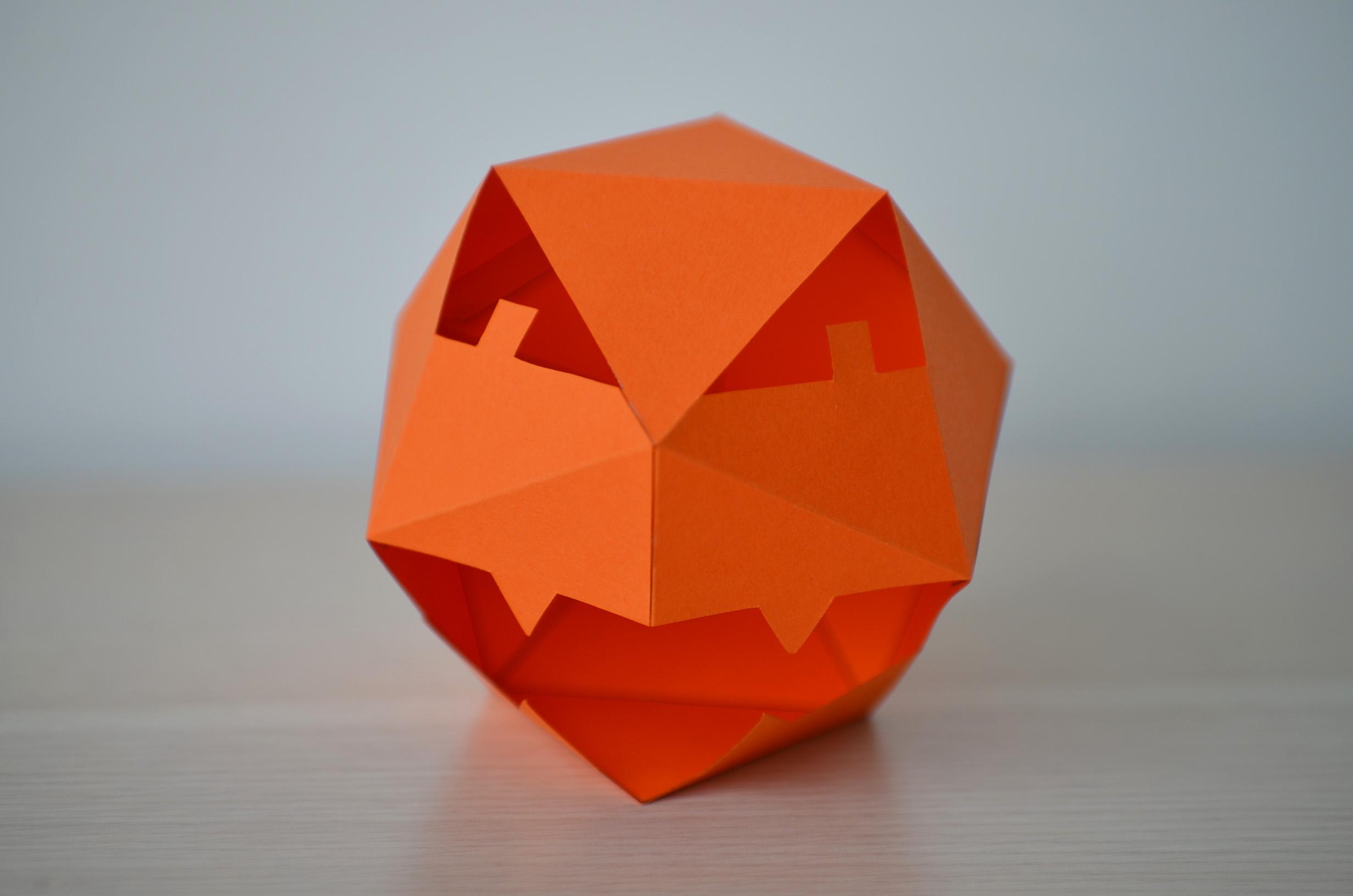 Halloween icosahedron shape net 12.JPG