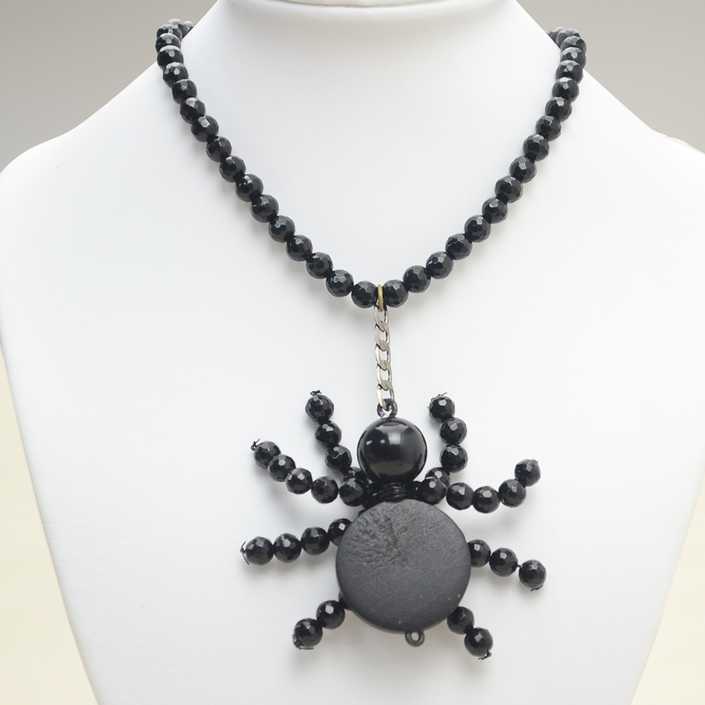 Halloween-Spider-Necklace-5.jpg