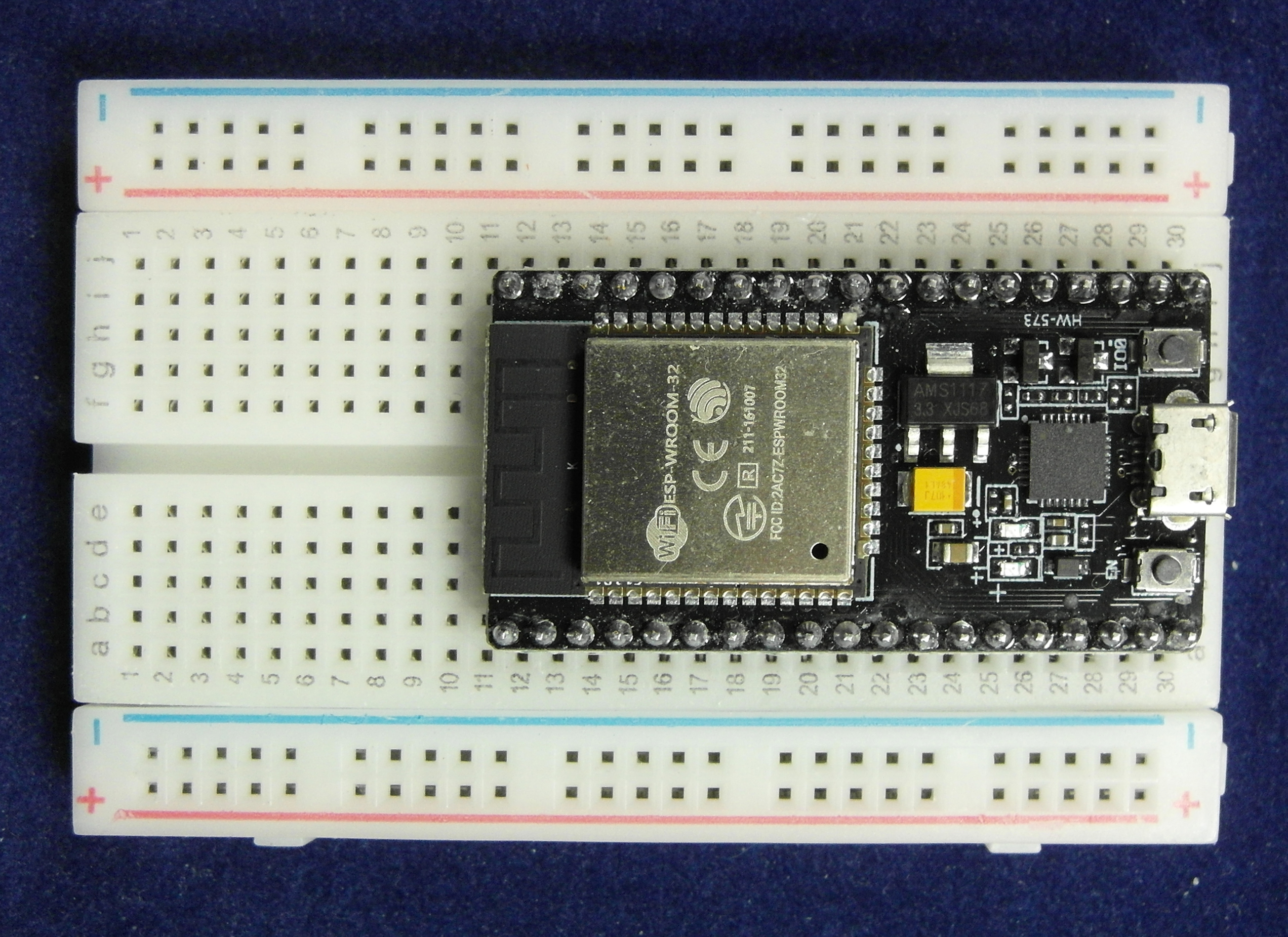 HiLetgo Board on Breadboard.jpg