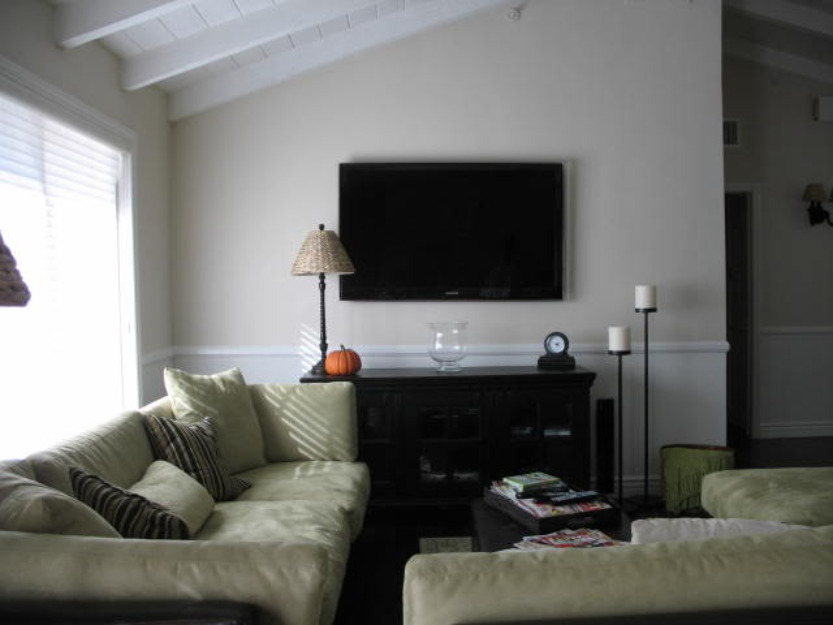 Home-theater-flat-screen-tv.jpg