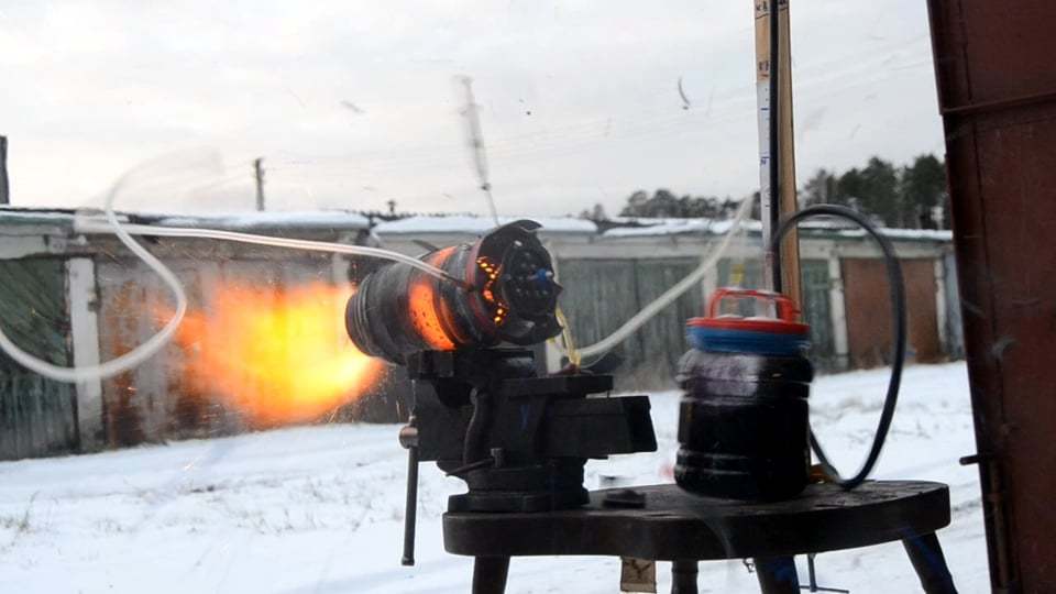 Homemade Gas-Turbine Jet Engine BLAST