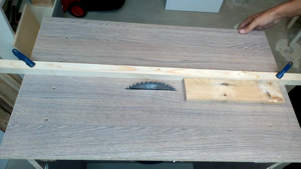 Homemade table saw.mp4.Still029.jpg