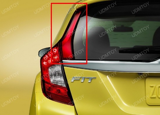 Honda-Fit-Taillight-Install-01.jpg