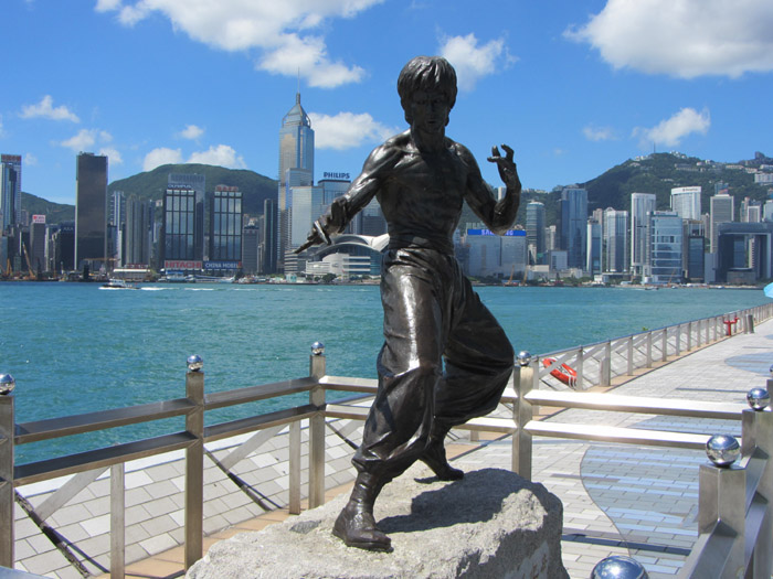 Hong Kong Avenue of the Stars Bruce Lee statue.jpg