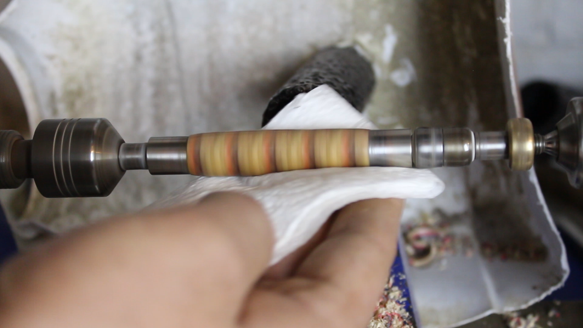 How To Make A Pen With Recycled Skateboards 27.bmp