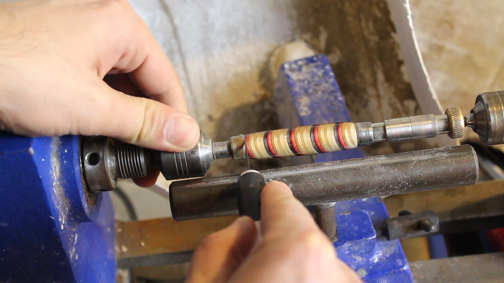 How To Make A Pen With Recycled Skateboards 30.bmp