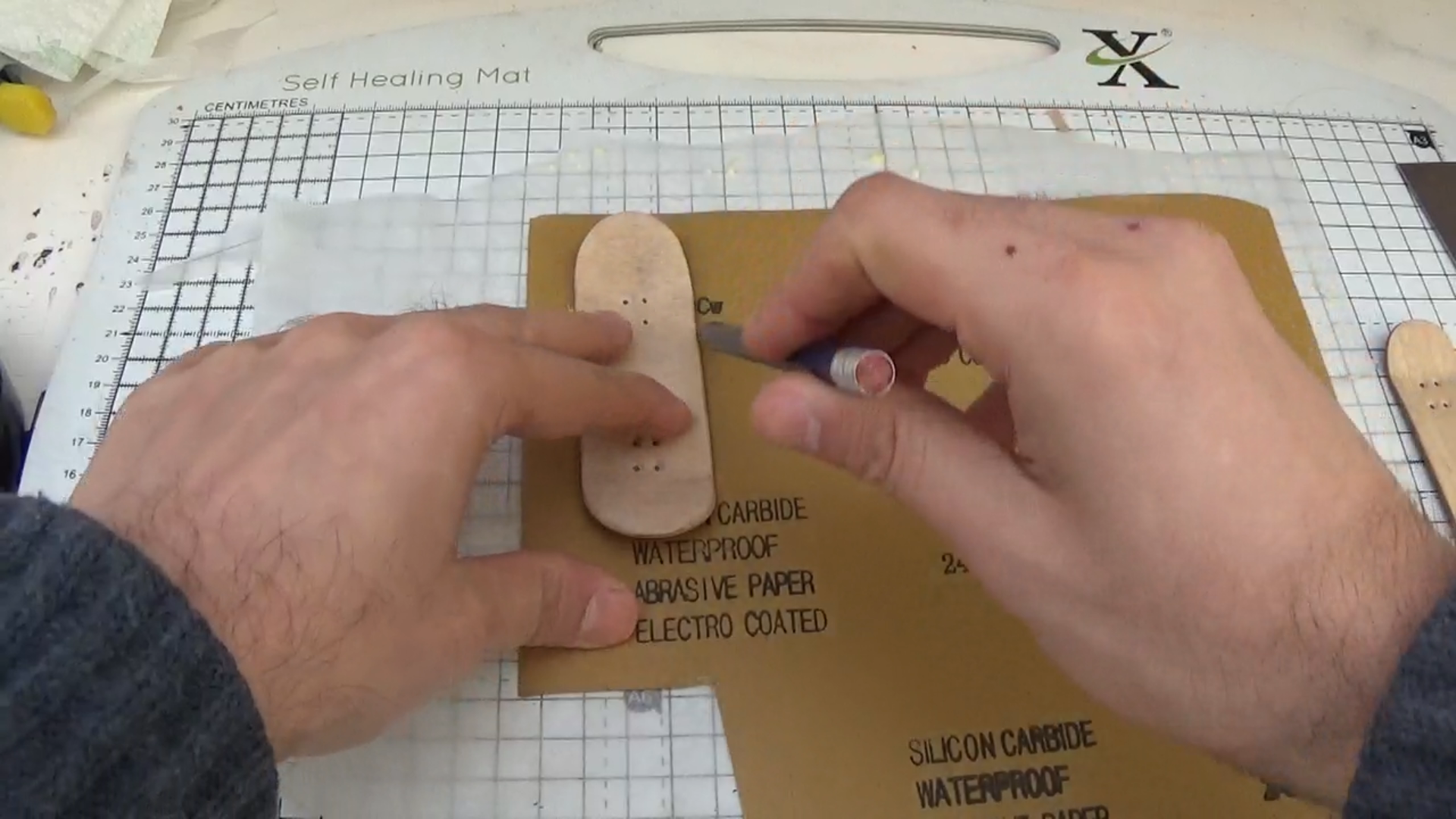 How To Make A Wooden Fingerboard 16.bmp