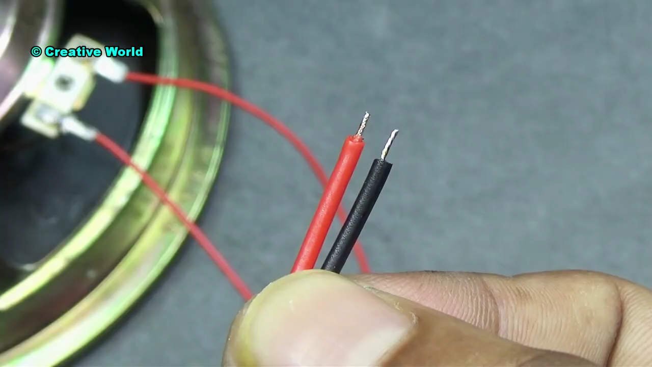 How To Make Sound System - New Amplifier Circuit.mp4_000112579.png