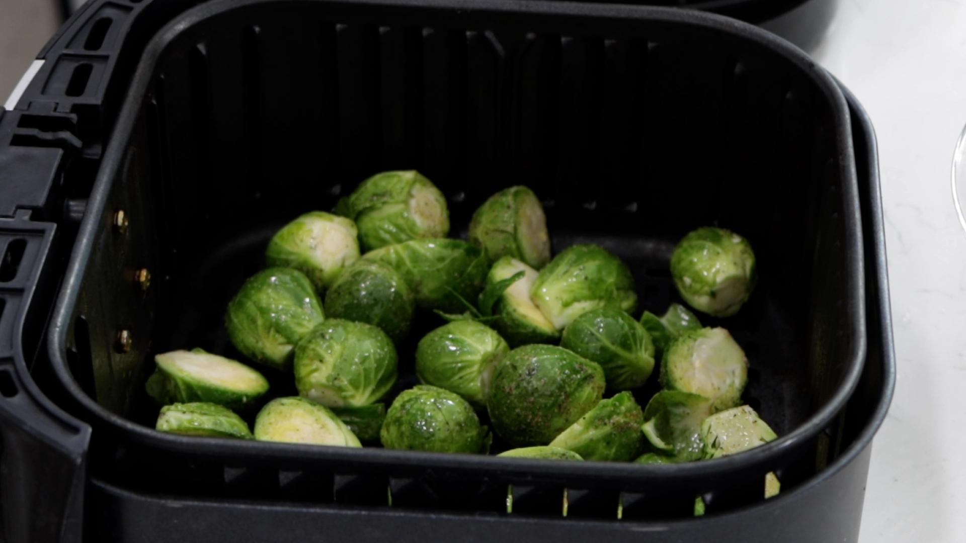 How to Cook Brussels Sprouts in the Air Fryer.00_04_02_08.Still005.jpg