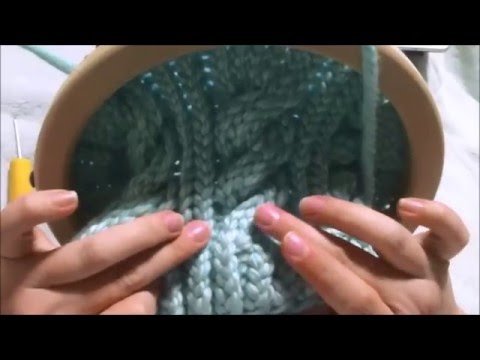 How to Loom Knit a 6 Stitch Right Cable Cross