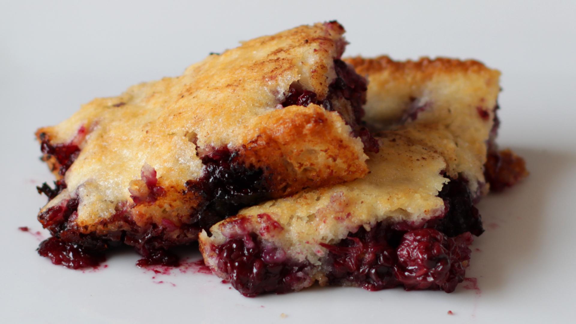 How to Make Blackberry Cobbler | Easy Homemade Blackberry Cobbler Recipe.jpg