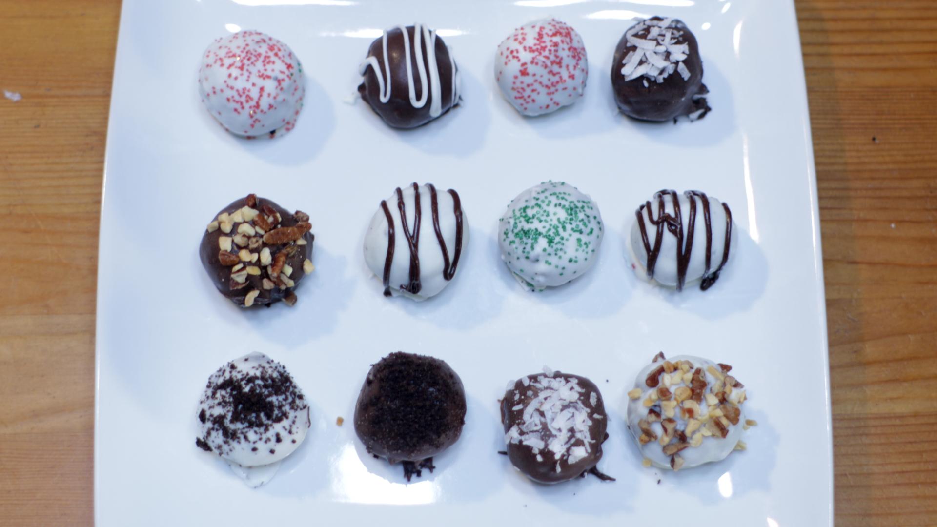 How to Make Chocolate Oreo Truffles | Easy Oreo Balls Recipe 6.jpg