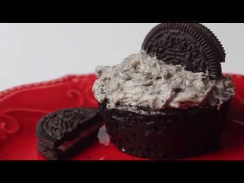 How to Make Cookies and Cream Cupcakes