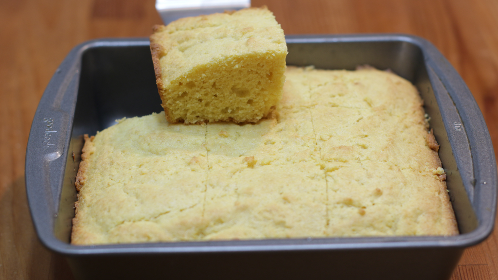 How to Make Cornbread | Easy Moist Cornbread Recipe.jpg