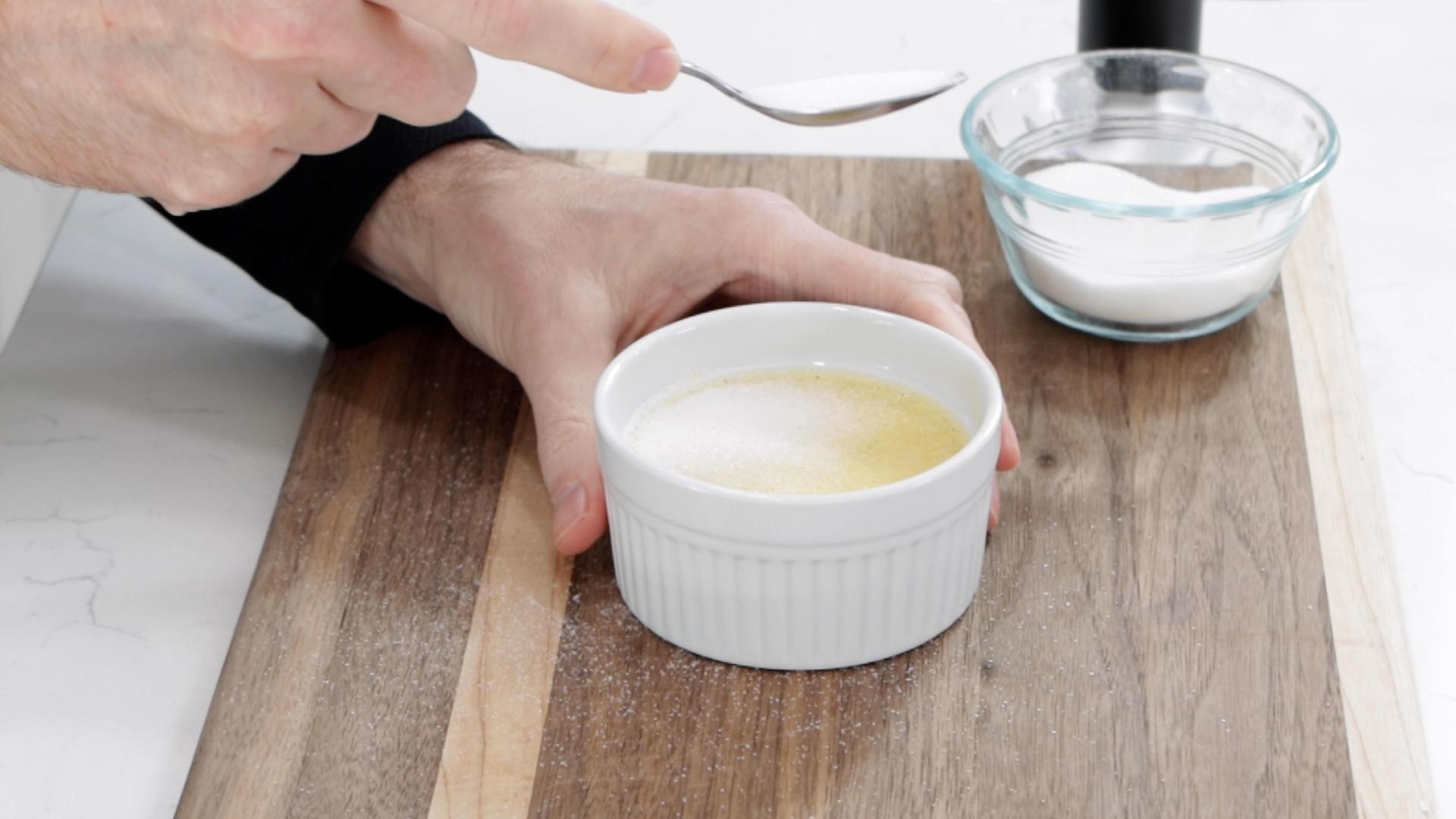 How to Make Creme Brulee Easy Homemade Creme Brulee Recipe.00_09_33_17.Still020.jpg
